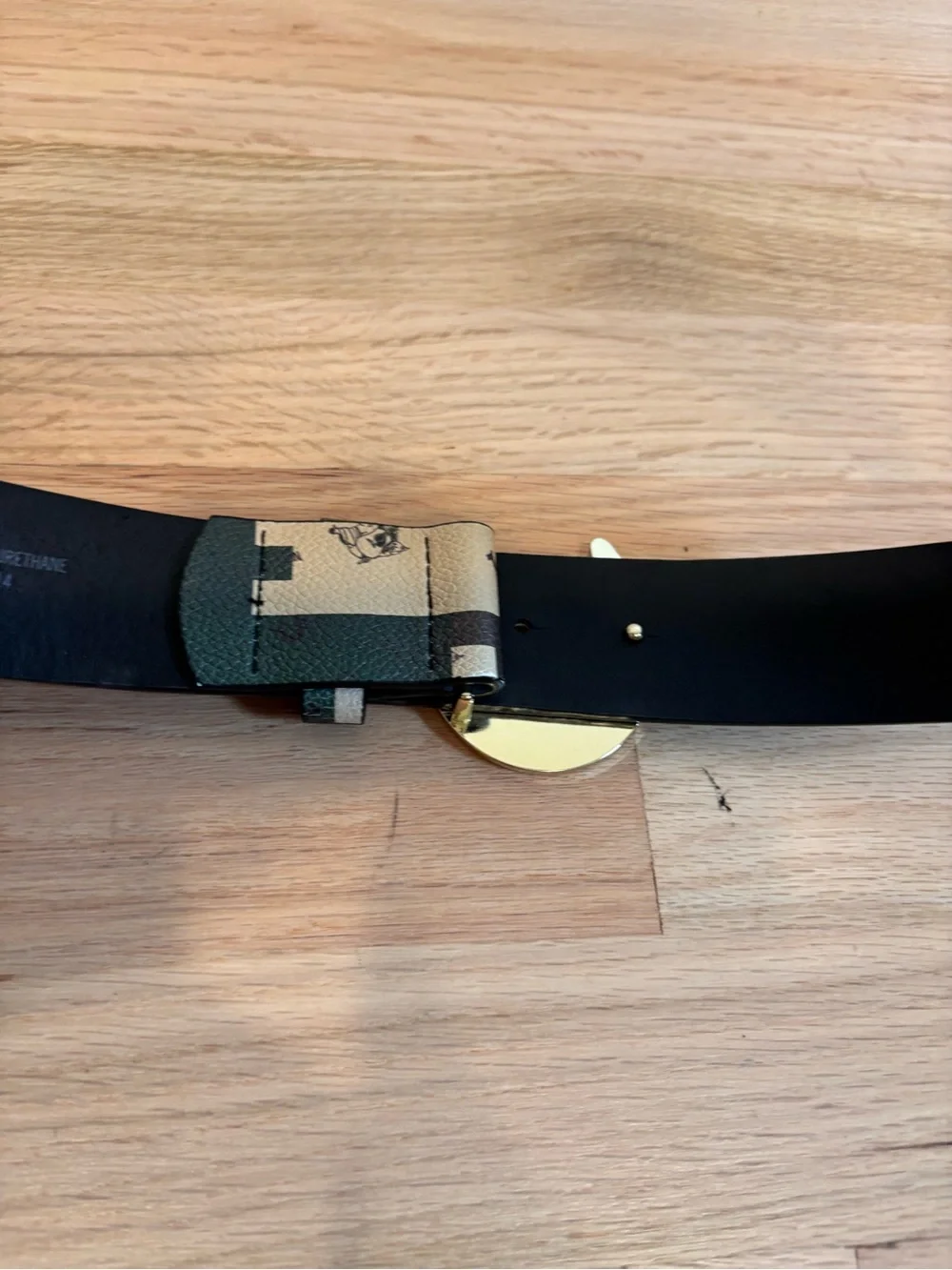 True Religion camouflage horseshoe buckle belt size 34